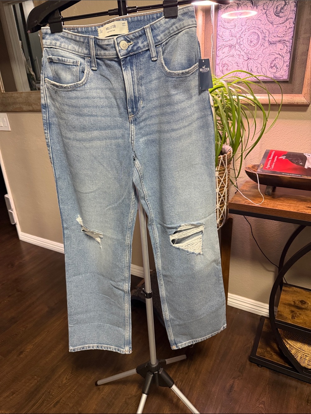 Hollister Light Wash High-Rise Distressed Straight Jeans